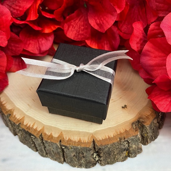 Colorful World Map with Silver Cufflinks - Picture 8 of 8